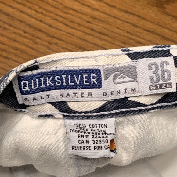 Floral surf 🏄♂️ shorts sure to be a hit! - Picture 2 of 8